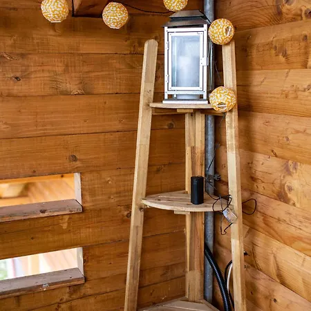 לינה וארוחת בוקר Mappamundi 3*