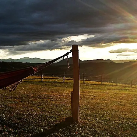 Mappamundi לינה וארוחת בוקר San Benedetto Val di Sambro